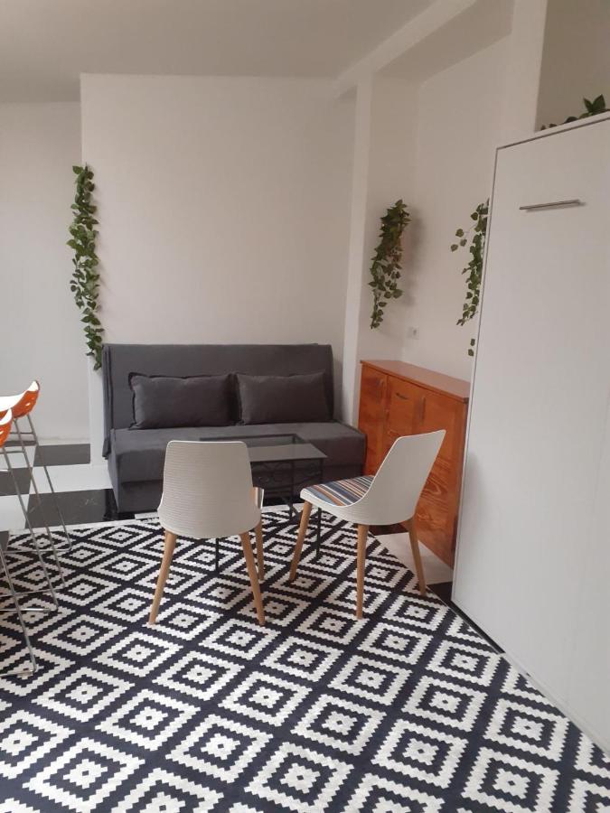 Apartmani Zaara SJJ Exteriör bild