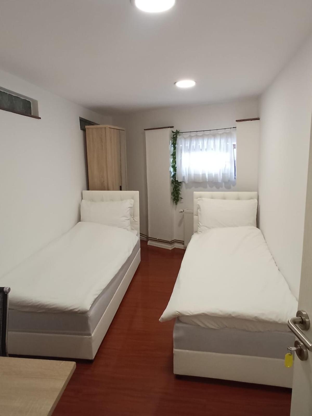 Apartmani Zaara SJJ Exteriör bild