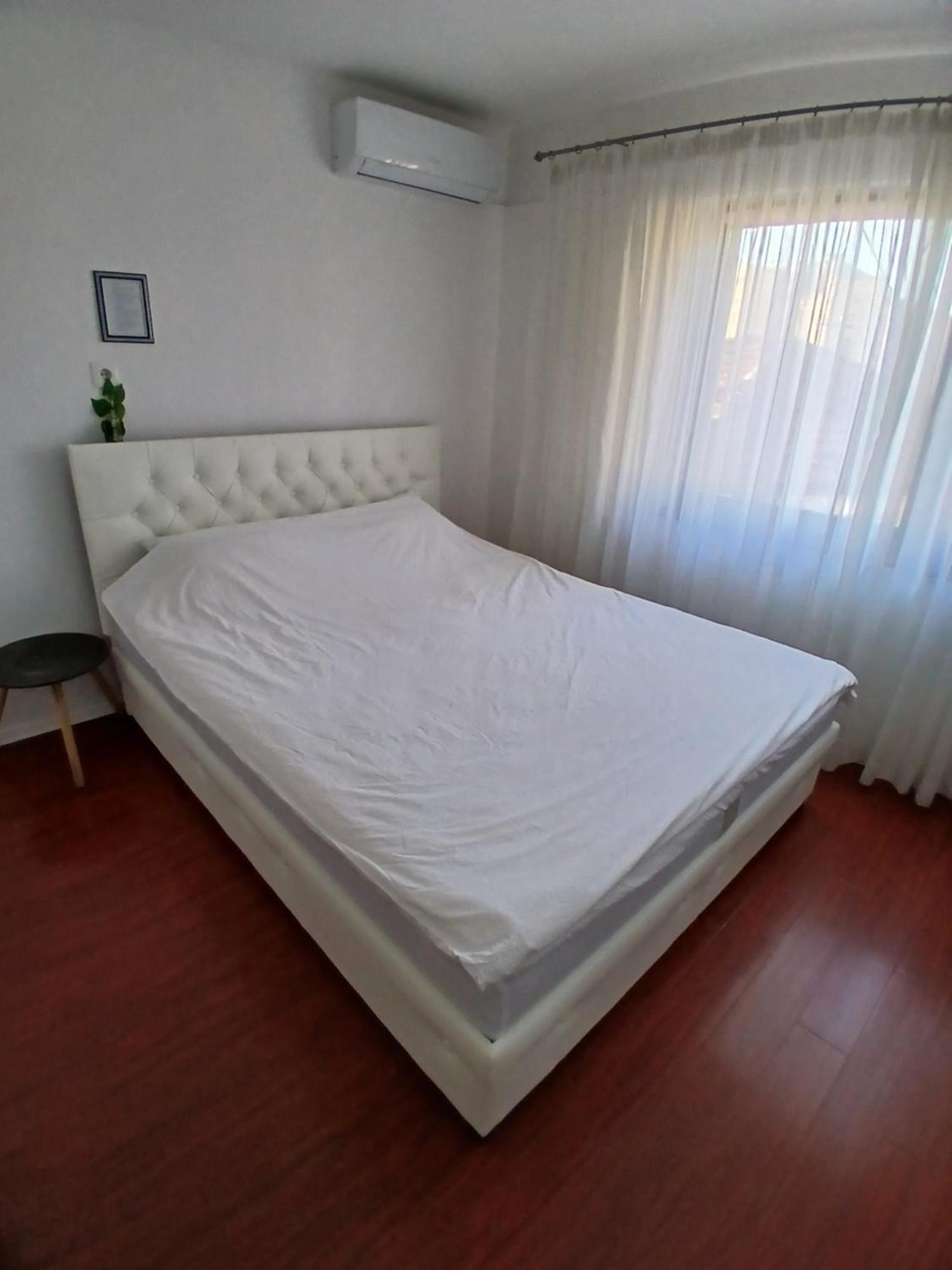 Apartmani Zaara SJJ Exteriör bild